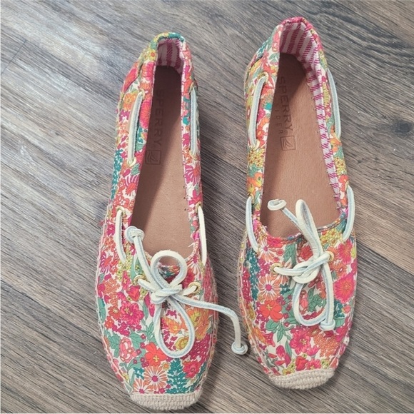 🌻🌼🌺NWOT! Floral Sperry Espadrille 🌸🌺🌷 - Picture 1 of 7